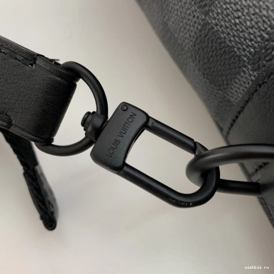WIS UTILITY BAG VUITTON LOUIS BUSINESS 0728